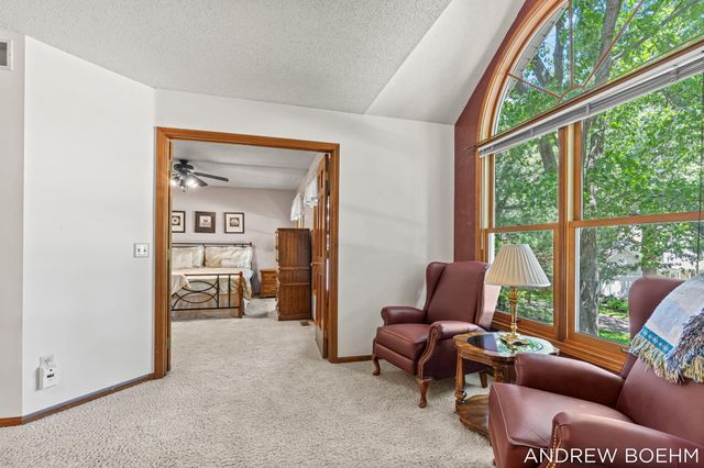 166 Wynwood Court, Holland, MI 49424