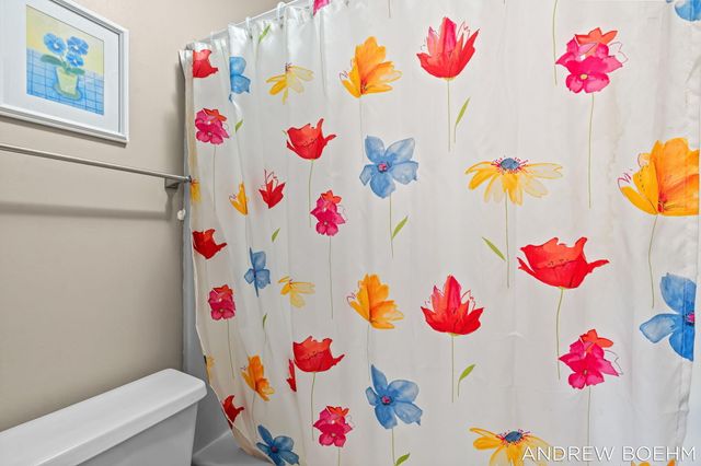 166 Wynwood Court, Holland, MI 49424
