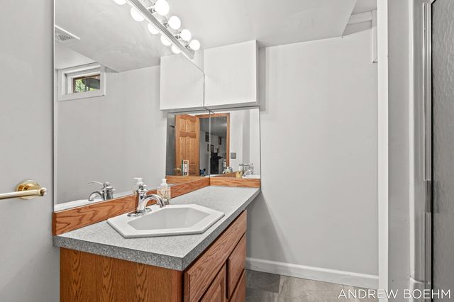 166 Wynwood Court, Holland, MI 49424