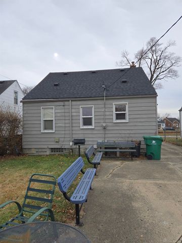 14767 Jacob Avenue, Eastpointe, MI 48021