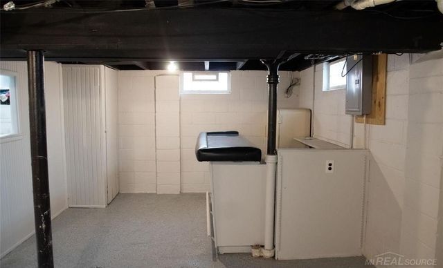 14767 Jacob Avenue, Eastpointe, MI 48021