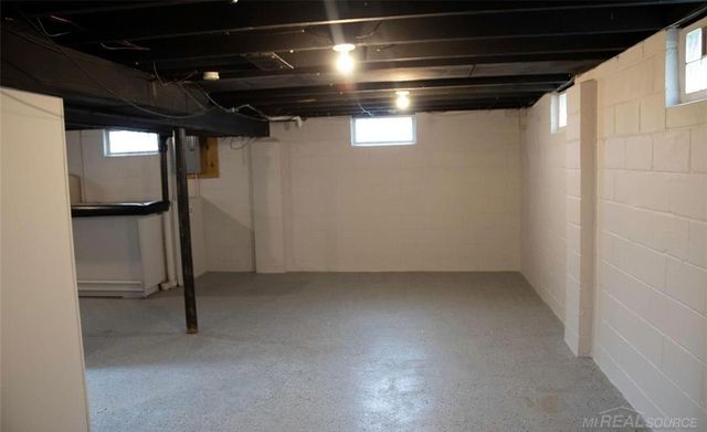 14767 Jacob Avenue, Eastpointe, MI 48021