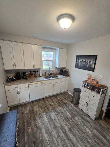 14767 Jacob Avenue, Eastpointe, MI 48021