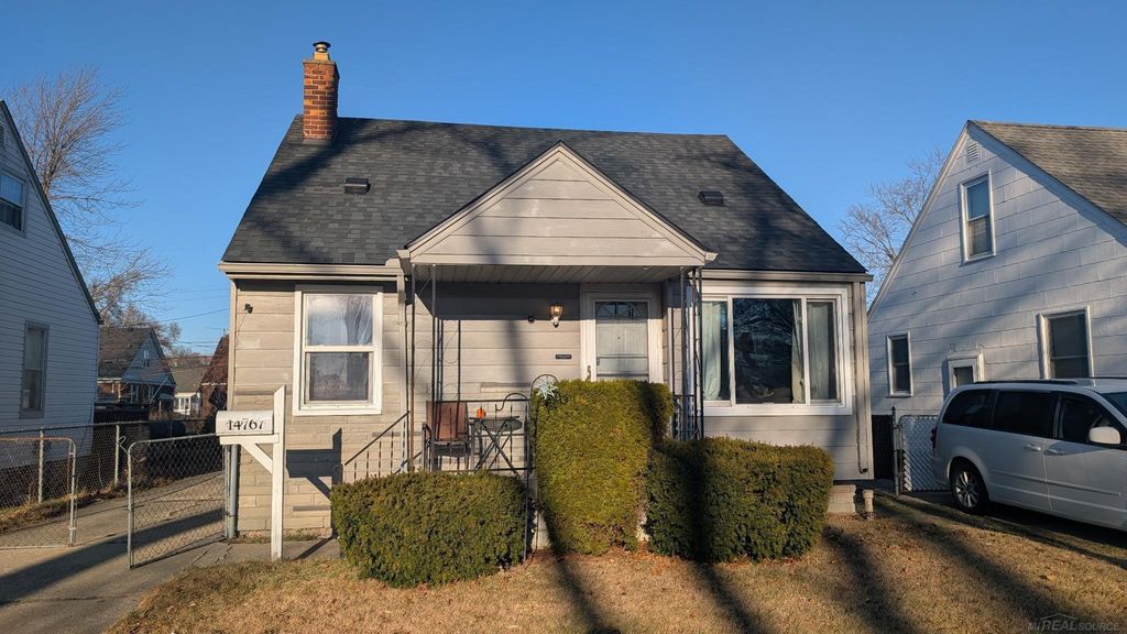 14767 Jacob Avenue, Eastpointe, MI 48021