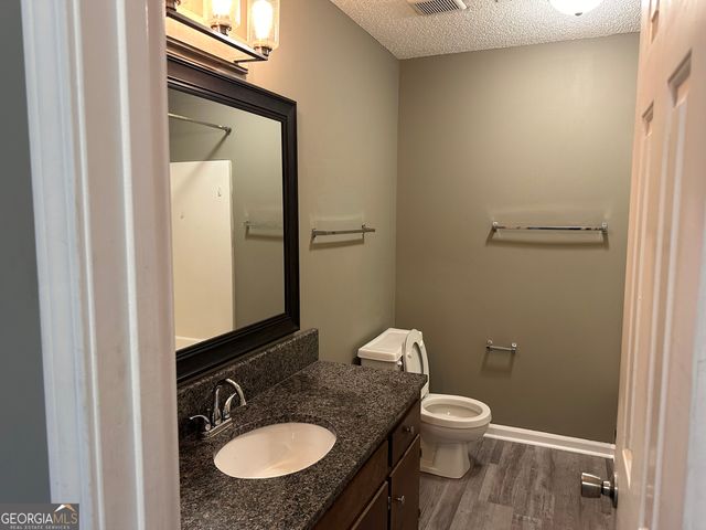 205 Maret Street, Hartwell, GA 30643