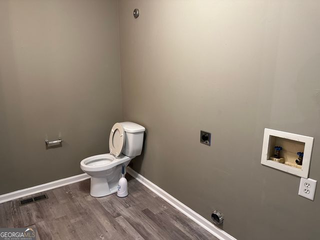 205 Maret Street, Hartwell, GA 30643