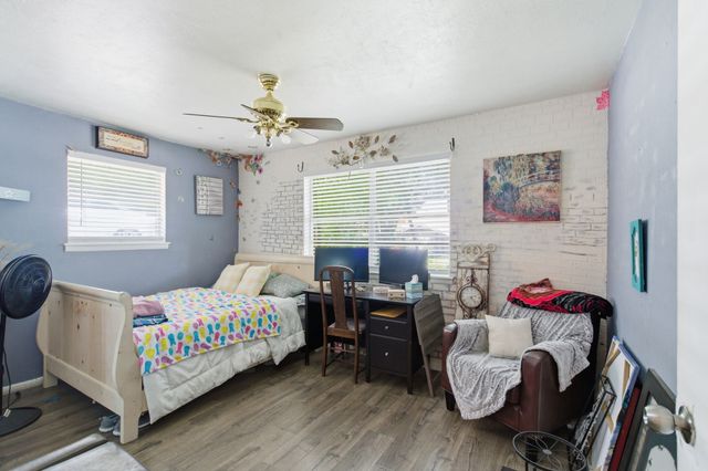 7017 Oakland Lane, North Richland Hills, TX 76180