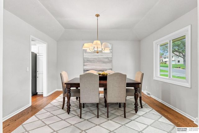5265 Tucker Street, Omaha, NE 68152