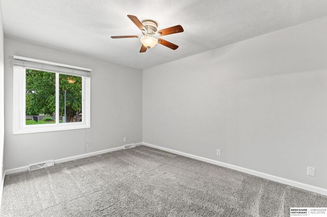 5265 Tucker Street, Omaha, NE 68152