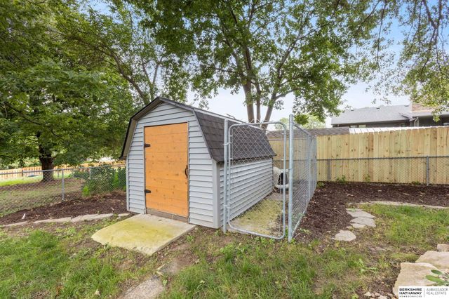 5265 Tucker Street, Omaha, NE 68152