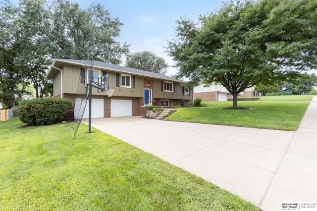 5265 Tucker Street, Omaha, NE 68152