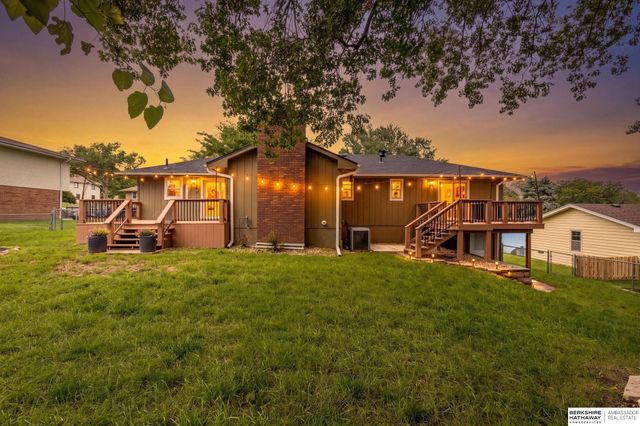 5265 Tucker Street, Omaha, NE 68152