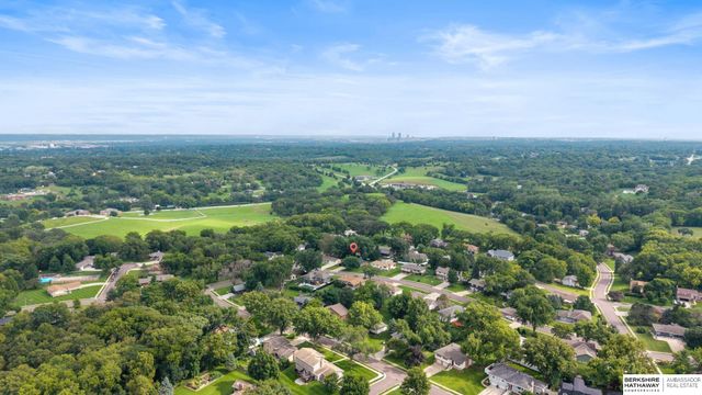 5265 Tucker Street, Omaha, NE 68152
