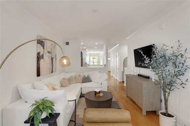 375 Highland NE Avenue 505, Atlanta, GA 30312