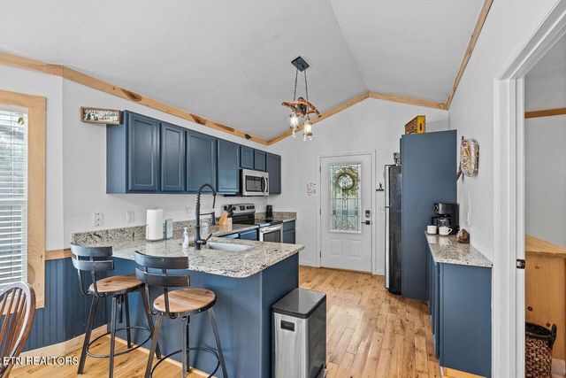 644 Lloyd Huskey Rd, Pigeon Forge, TN 37863