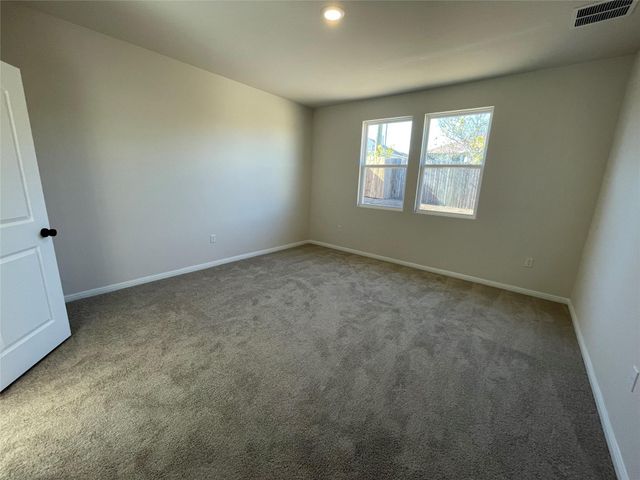 611 Palo Brea LOOP, Hutto, TX 78634