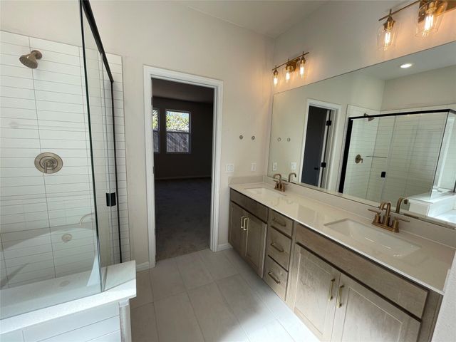 611 Palo Brea LOOP, Hutto, TX 78634