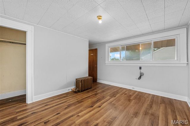 304 Sotier Place, Wood River, IL 62095
