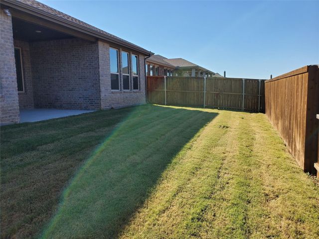 5104 Beautyberry Drive, Fort Worth, TX 76036