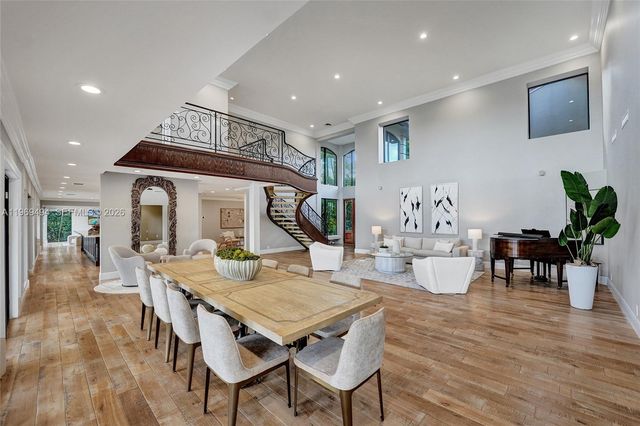 2941 Fairway Dr, Hollywood, FL 33021