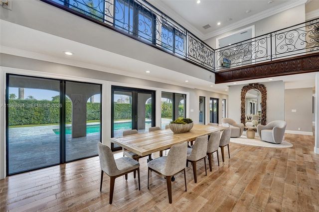 2941 Fairway Dr, Hollywood, FL 33021