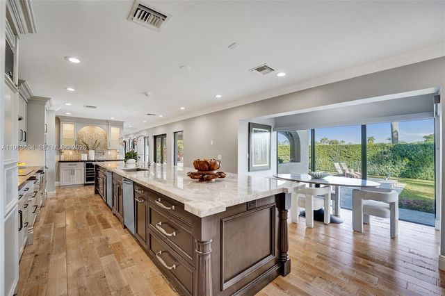 2941 Fairway Dr, Hollywood, FL 33021