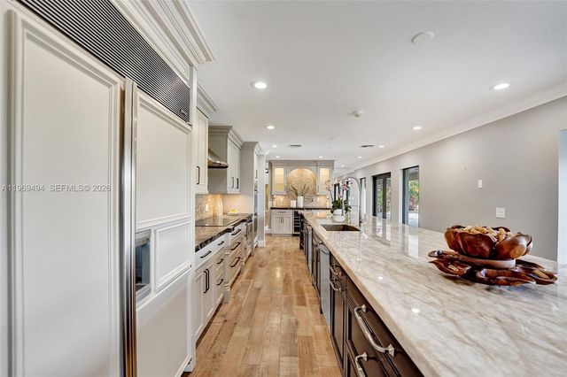 2941 Fairway Dr, Hollywood, FL 33021