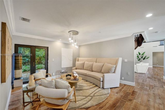 2941 Fairway Dr, Hollywood, FL 33021