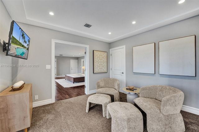 2941 Fairway Dr, Hollywood, FL 33021