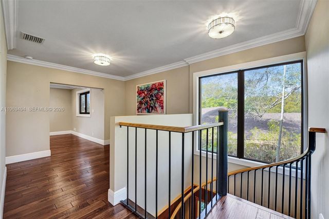 2941 Fairway Dr, Hollywood, FL 33021