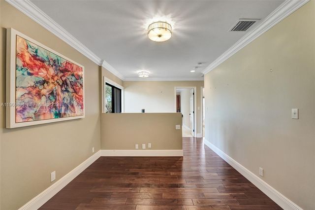 2941 Fairway Dr, Hollywood, FL 33021