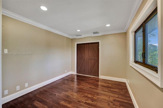 2941 Fairway Dr, Hollywood, FL 33021