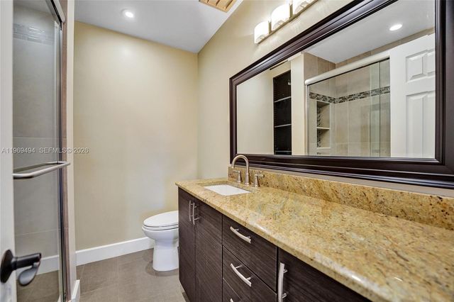 2941 Fairway Dr, Hollywood, FL 33021