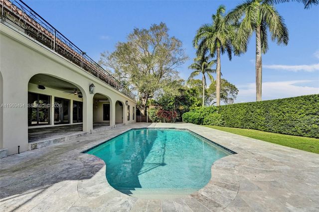 2941 Fairway Dr, Hollywood, FL 33021