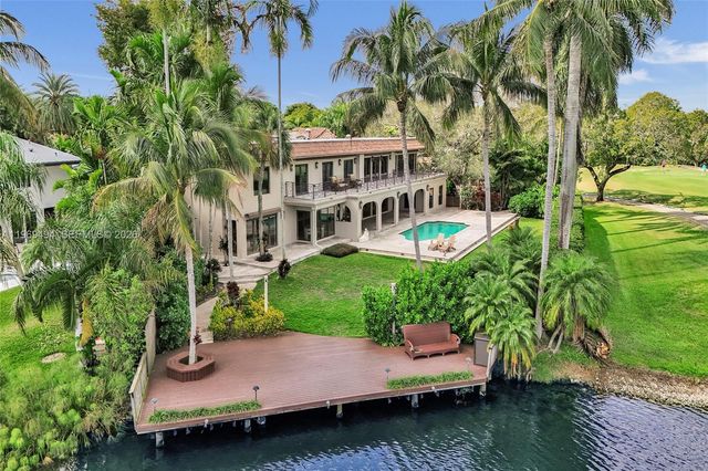 2941 Fairway Dr, Hollywood, FL 33021