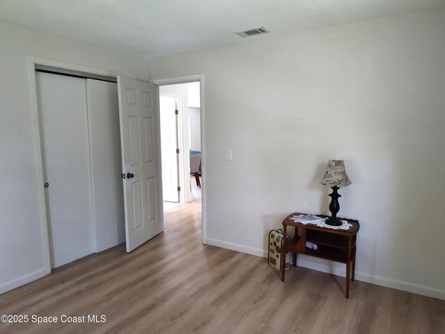 571 Balboa Street, Sebastian, FL 32958