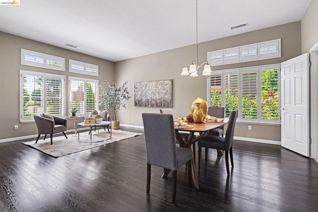 136 Scarlet Way, Brentwood, CA 94513
