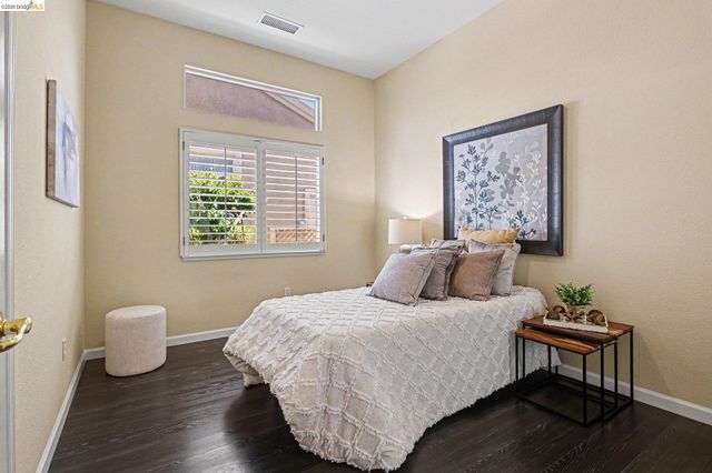 136 Scarlet Way, Brentwood, CA 94513