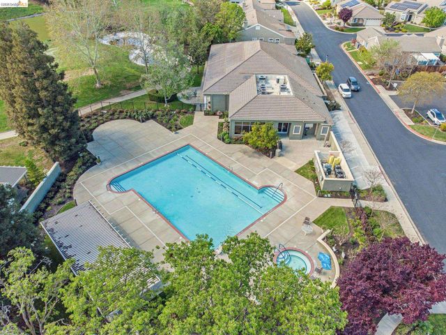 136 Scarlet Way, Brentwood, CA 94513