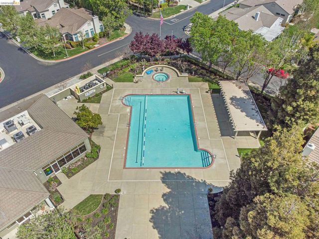136 Scarlet Way, Brentwood, CA 94513