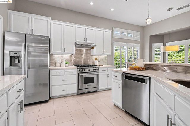 136 Scarlet Way, Brentwood, CA 94513
