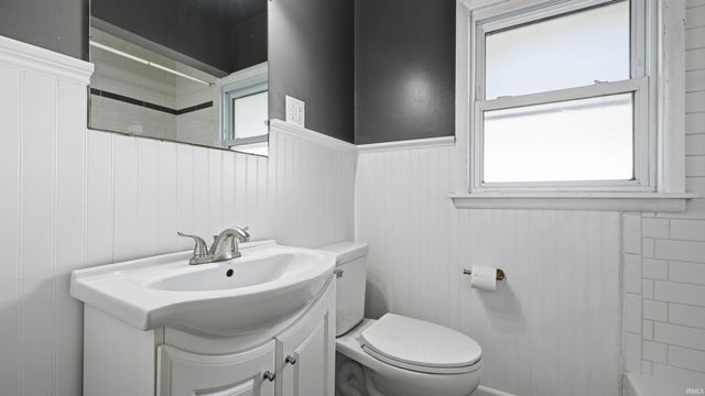 204 W Cromer Avenue, Muncie, IN 47302