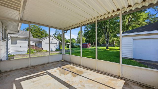 204 W Cromer Avenue, Muncie, IN 47302