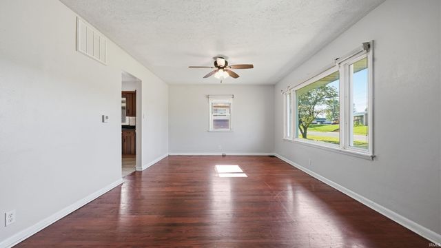 204 W Cromer Avenue, Muncie, IN 47302