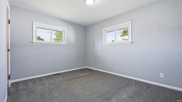 204 W Cromer Avenue, Muncie, IN 47302