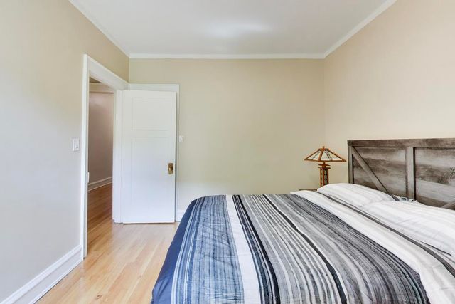 5421 S Dorchester Avenue 2, Chicago, IL 60615
