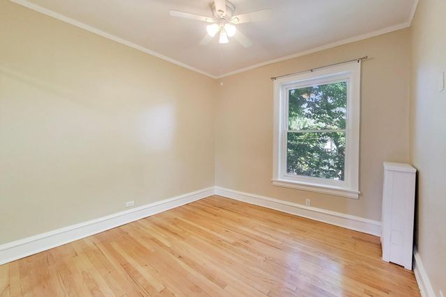 5421 S Dorchester Avenue 2, Chicago, IL 60615