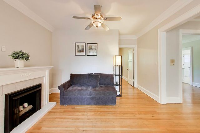 5421 S Dorchester Avenue 2, Chicago, IL 60615
