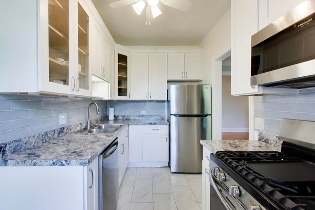 5421 S Dorchester Avenue 2, Chicago, IL 60615