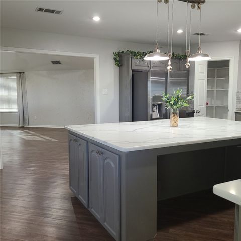 406 Epps Road, Palmer, TX 75152